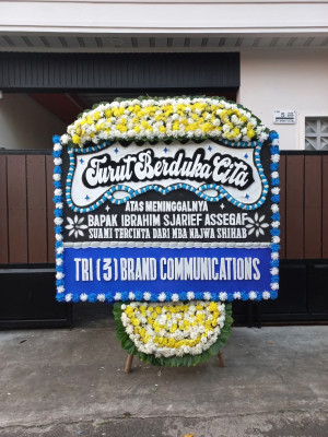Papan Bunga Duka di Lubuk Minturun